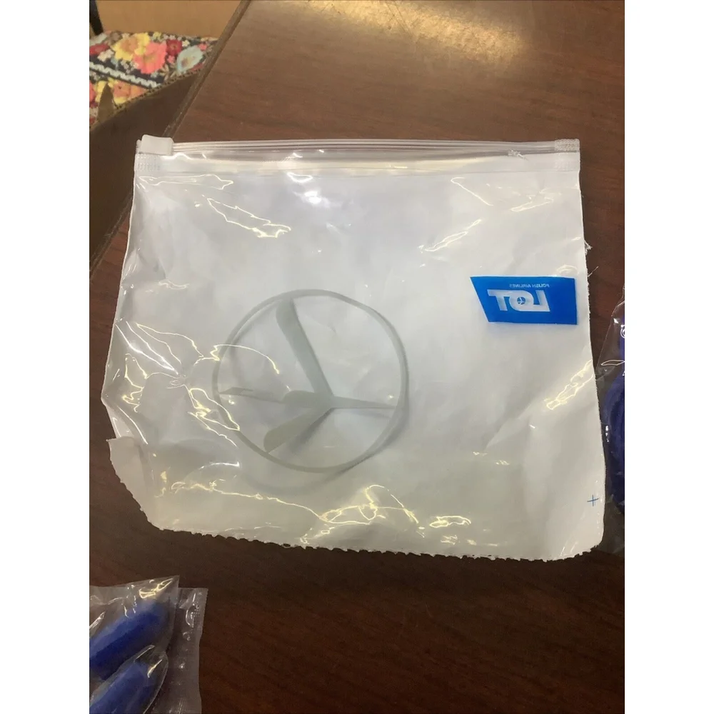 Polish Airlines LOT Toiletry Amenity Bag